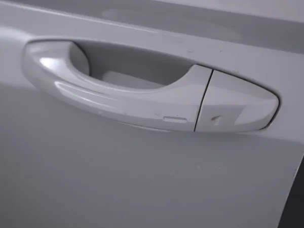 Photo 4 of 35 of TMBJR7NU3M2011227 Skoda Karoq 1.5 TSI ACT Sportline Business PANO