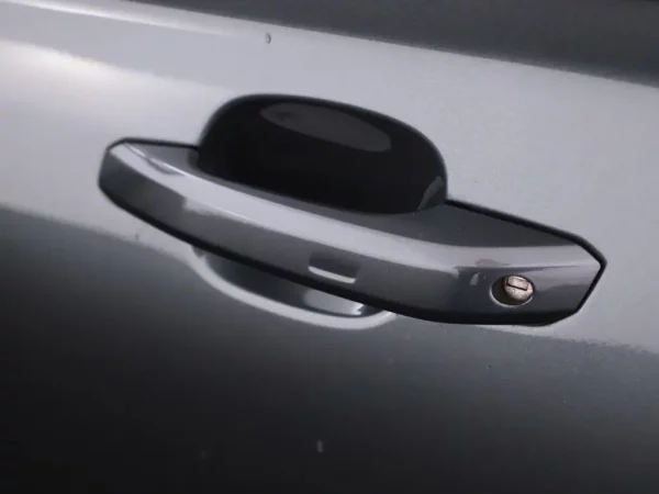 Photo 4 of 39 of WAUZZZFY7H2018880 Audi Q5 2.0 TFSI quattro Design Pro Line Plus LED