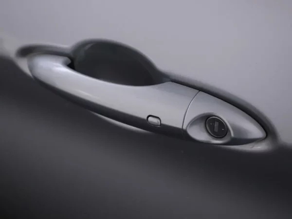 Photo 4 of 41 of ZARFAHBN5J7C00212 Alfa Romeo Stelvio 2.0 T AWD Special Edition 5-drs SUV