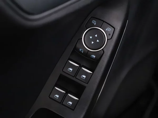 Photo 5 of 26 of WF02XXERK2LD35640 Ford Puma 1.0 EcoBoost Hybrid Titanium LED