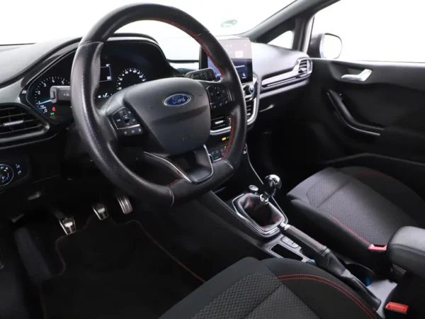 Photo 5 of 26 of WF0JXXGAHJJR22941 Ford Fiesta 1.0 EcoBoost ST-Line Alloy Wheels