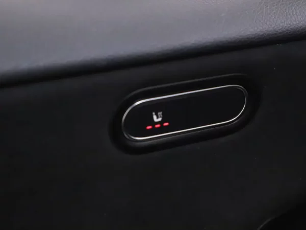 Photo 5 of 30 of WDD1771871J141650 Mercedes-Benz A-Klasse 200 Aut. Business Solution AMG