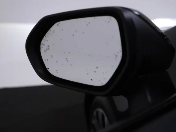 Photo 5 of 31 of SB1Z93BE40E063357 Toyota Corolla Touring Sports 1.8 Hybrid Executive