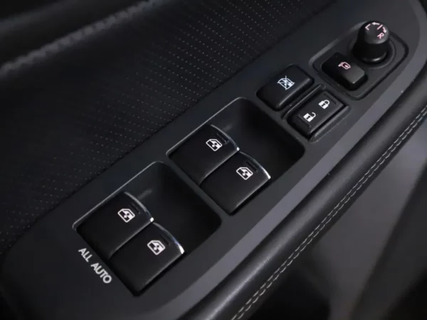 Photo 5 of 33 of JF1BS9LC2FG024715 Subaru Outback 2.5i Premium Pano