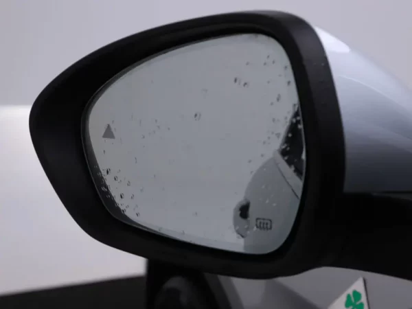 Photo 5 of 41 of ZARFAHBN5J7C00212 Alfa Romeo Stelvio 2.0 T AWD Special Edition 5-drs SUV