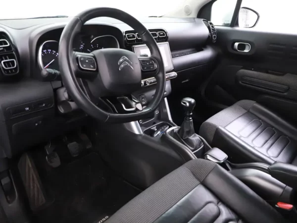 Photo 6 of 25 of VF72RHNPJK4082121 Citroen C3 Aircross 1.2 PureTech S&S Feel Leder