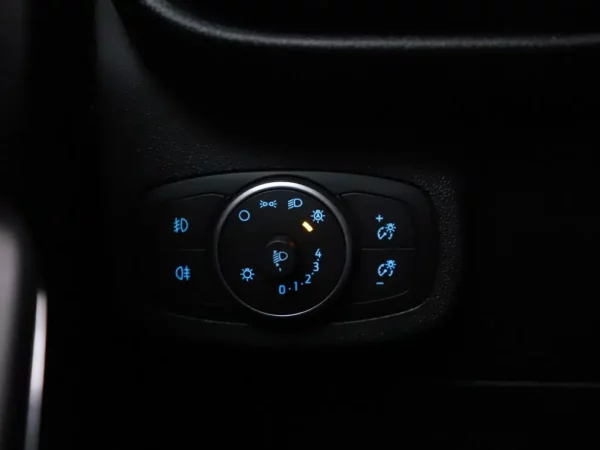 Photo 6 of 26 of WF0JXXGAHJJR22941 Ford Fiesta 1.0 EcoBoost ST-Line Alloy Wheels