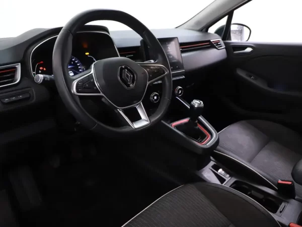 Photo 6 of 27 of VF1RJA00266164445 Renault Clio 1.0 TCe Intens LED