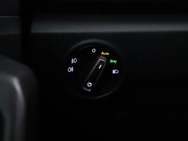 Photo 6 of 28 of WVGZZZA1ZJV009374 Volkswagen T-Roc 1.5 TSI Sport Cruise Led