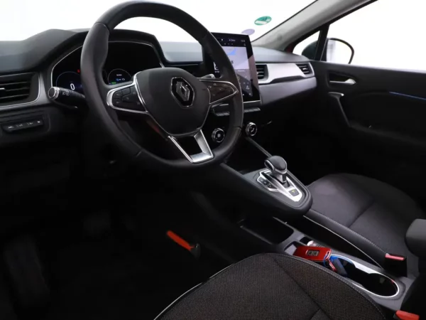 Photo 6 of 29 of VF1RJB00766260982 Renault Captur 1.6 E-Tech Plug-in Hybrid 160 Intens