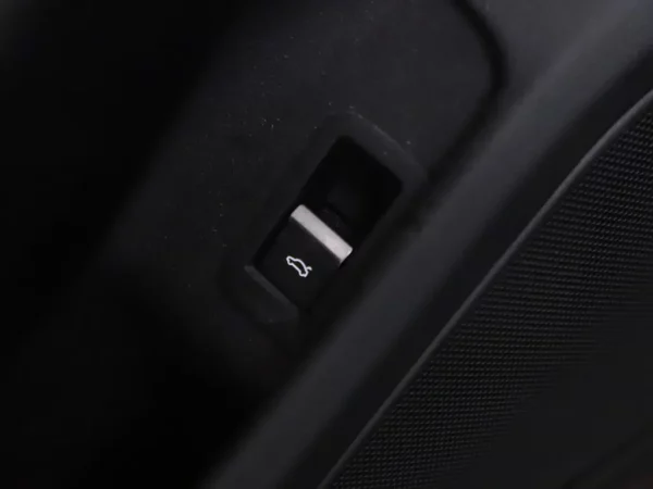 Photo 6 of 31 of WAUZZZF52JA089115 Audi A5 Sportback 1.4 TFSI Aut. Sport S-line Edition LED