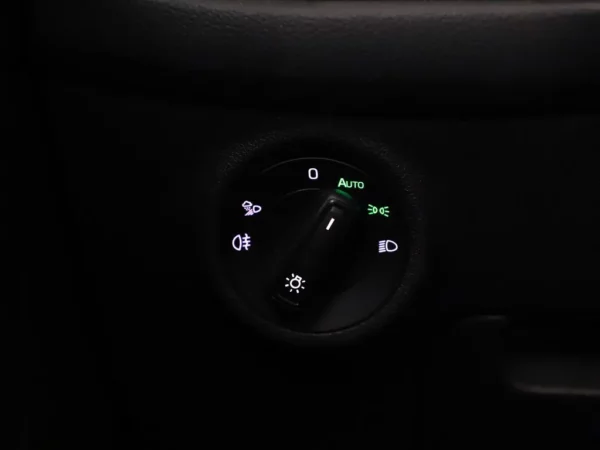 Photo 6 of 32 of TMBJB9NS9N8013027 Skoda Kodiaq 1.5 TSI Aut. Sportline Business Facelift