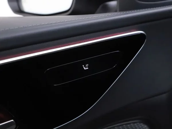 Photo 6 of 33 of W1K2062411F039957 Mercedes-Benz C-Klasse Estate 180 Aut. AMG Line 5-drs Combi