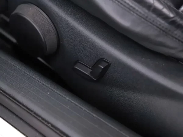 Photo 6 of 34 of WDD2074611F336253 Mercedes-Benz E-Klasse Cabrio 400 Prestige Cruise Ecc