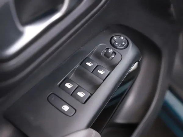 Photo 6 of 35 of VR7ARHNSSLL065216 Citroen C5 Aircross 1.2 Aut. PureTech Business Plus 5-drs SUV