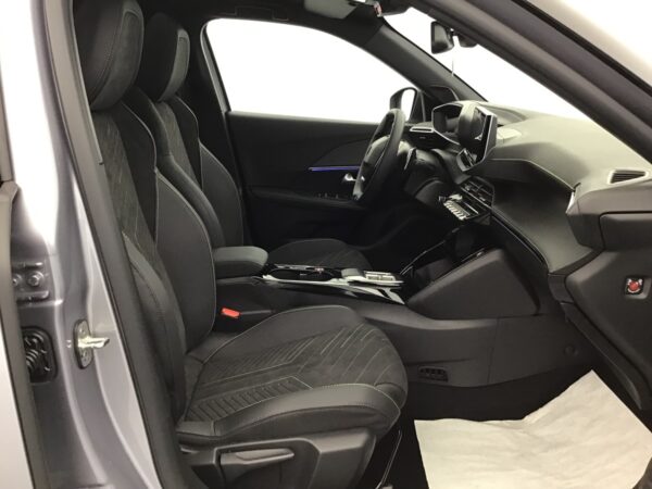PEUGEOT 2008 HYBRID 145 HYBRID