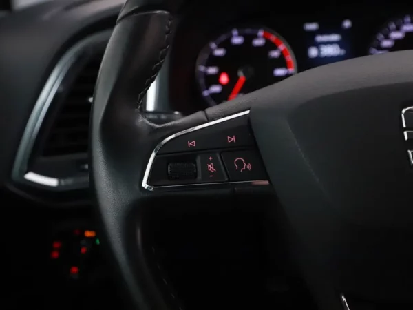 Photo 7 of 27 of VSSZZZ5FZL6555886 SEAT Ateca 1.0 EcoTSI Style Business Intense