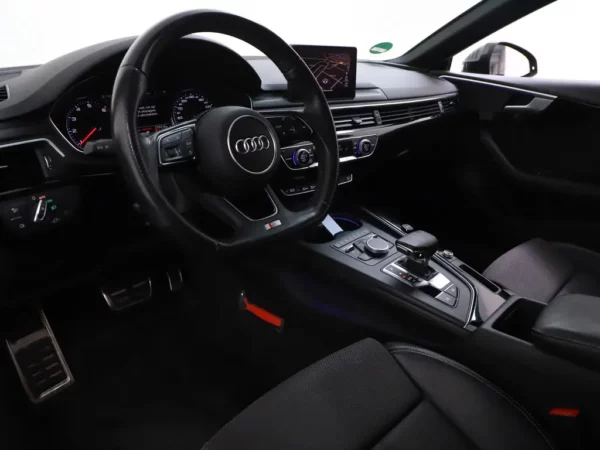 Photo 7 of 31 of WAUZZZF52JA089115 Audi A5 Sportback 1.4 TFSI Aut. Sport S-line Edition LED