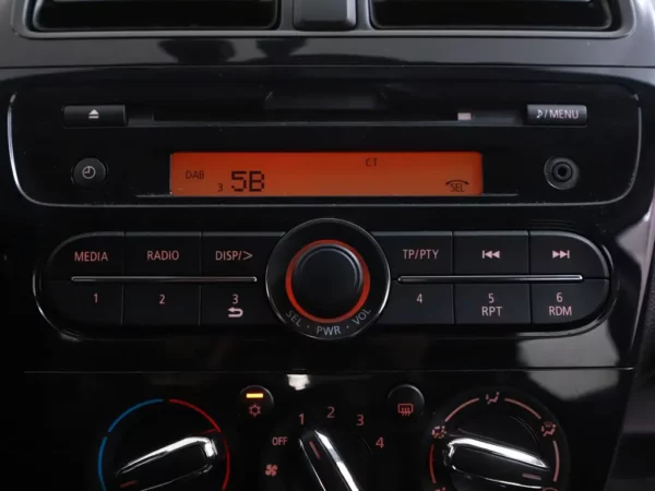 Photo 8 of 19 of MMCXNA05ALH024956 Mitsubishi Space Star 1.0 Cool+ Airco DAB