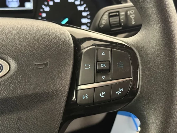 Photo 8 of 21 of WF0JXXGAHJJJ67730 Ford Fiesta 1.1 Trend Airco