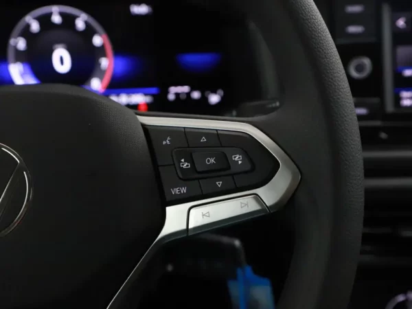 Photo 8 of 25 of WVWZZZAW7RU033264 Volkswagen Polo 1.0 TSI Polo (5-drs Hatchb.)