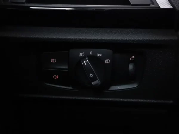 Photo 8 of 30 of WBA2F510X0V663191 BMW 2 Serie Coupé 230i Aut. Centennial High Executive Coupé M-Pack