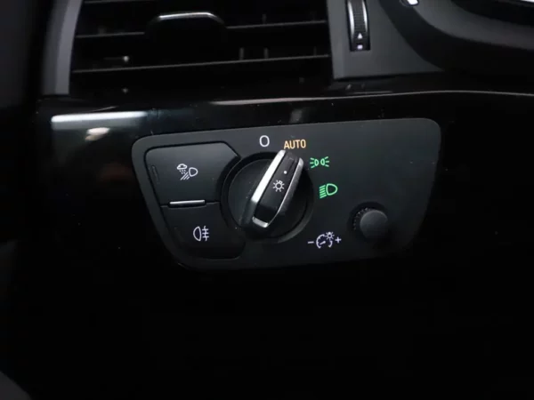 Photo 8 of 31 of WAUZZZF52JA089115 Audi A5 Sportback 1.4 TFSI Aut. Sport S-line Edition LED