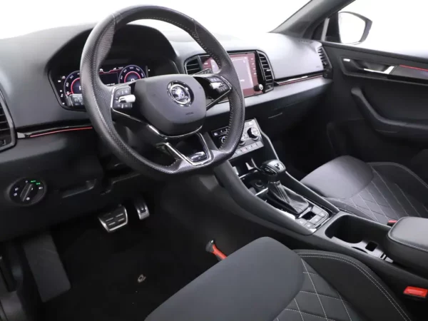 Photo 8 of 35 of TMBJR7NU3M2011227 Skoda Karoq 1.5 TSI ACT Sportline Business PANO