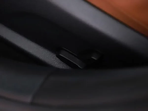 Photo 8 of 39 of WDD2052661F464977 Mercedes-Benz C-Klasse Estate 400 4MATIC Ambition