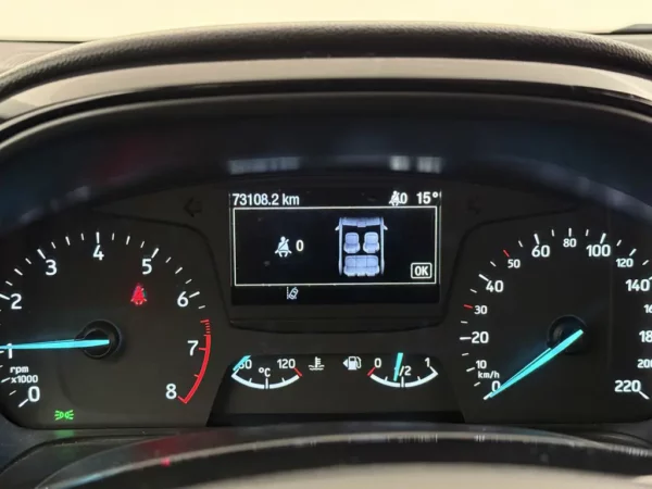 Photo 9 of 21 of WF0JXXGAHJJJ67730 Ford Fiesta 1.1 Trend Airco