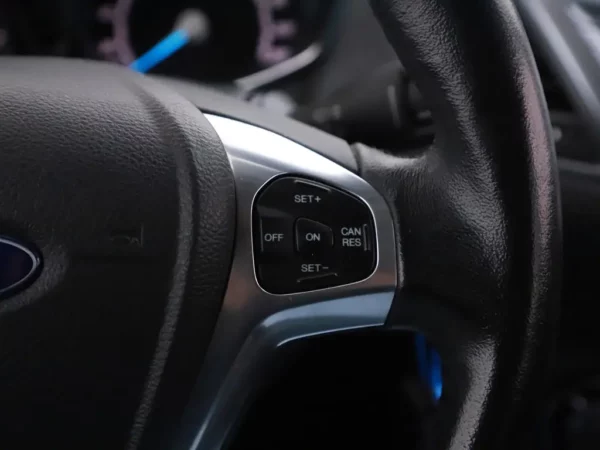 Photo 9 of 25 of WF0DXXGAKDGT64860 Ford Fiesta 1.0 Style Ultimate Cruise Alloy