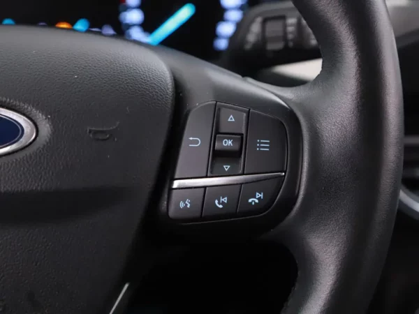 Photo 9 of 28 of WF0PXXGCHPKM82966 Ford FOCUS Wagon 1.0 Aut. EcoBoost Titanium