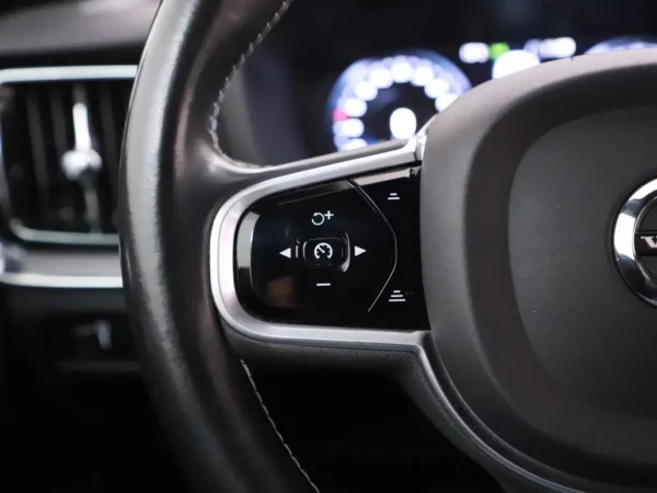 Volvo V60 2.0 T5 Aut. R-Design LED