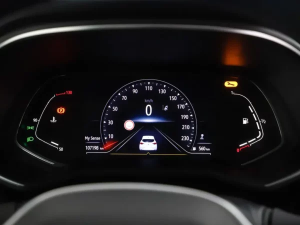 Photo 10 of 27 of VF1RJA00266164445 Renault Clio 1.0 TCe Intens LED