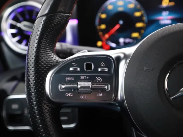 Mercedes-Benz CLA-Klasse Shooting Brake 180 Automaat Business Solution AMG