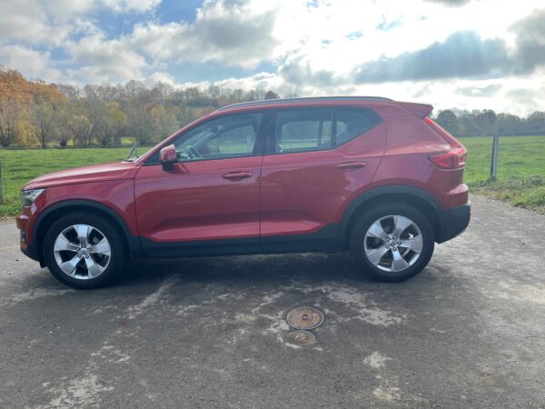 Photo 11 of 49 of P-VXC402018-157600 Volvo XC40 T3 Momentum T3 1.5L 3 cylindres turbo