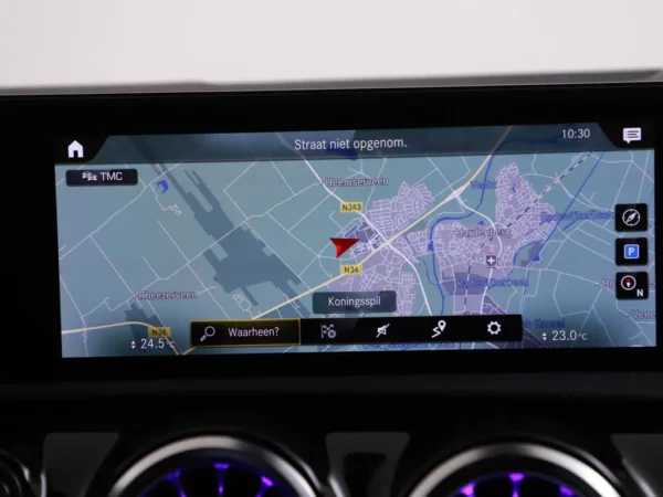 Mercedes-Benz CLA-Klasse Shooting Brake 180 Automaat Business Solution AMG