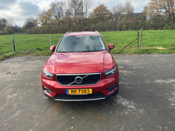 Photo 16 of 49 of P-VXC402018-157600 Volvo XC40 T3 Momentum T3 1.5L 3 cylindres turbo