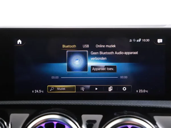 Mercedes-Benz CLA-Klasse Shooting Brake 180 Automaat Business Solution AMG