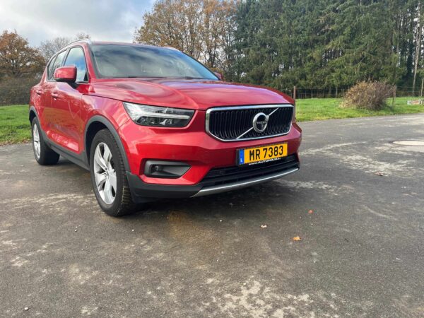 Photo 17 of 49 of P-VXC402018-157600 Volvo XC40 T3 Momentum T3 1.5L 3 cylindres turbo