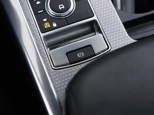 Land Rover Range Rover Sport 3.0 P400 MHEV HST PANO