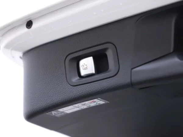 Photo 24 of 34 of WDD2052421F637276 Mercedes-Benz C-Klasse Estate 200 Aut. Sport Edition LED