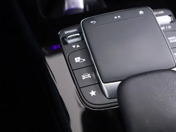 Mercedes-Benz CLA-Klasse Shooting Brake 180 Automaat Business Solution AMG