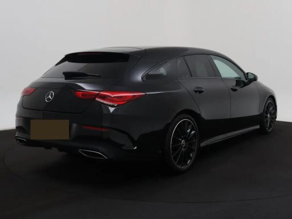 Mercedes-Benz CLA-Klasse Shooting Brake 180 Automaat Business Solution AMG