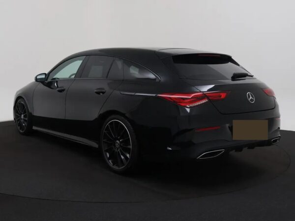 Mercedes-Benz CLA-Klasse Shooting Brake 180 Automaat Business Solution AMG