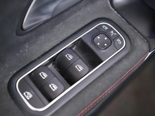 Mercedes-Benz CLA-Klasse Shooting Brake 180 Automaat Business Solution AMG