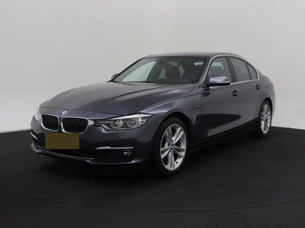 BMW 3-serie 330e High Executive