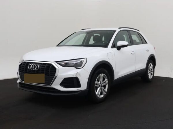 Photo 1 of 28 of WAUZZZF3XR1006511 Audi Q3 45 TFSI e edition