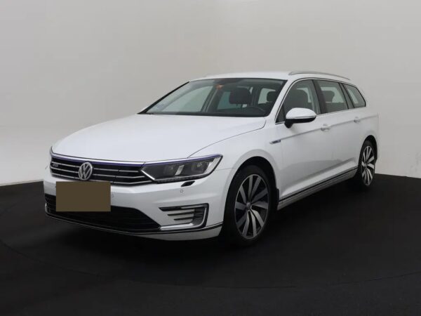 Photo 1 of 30 of WVWZZZ3CZJE189716 Volkswagen Passat Variant 1.4 TSI GTE (5-drs