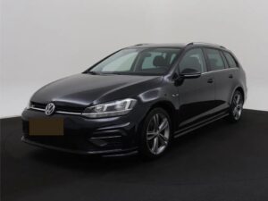 Photo 1 of 30 of WVWZZZAUZJP555503 Volkswagen Golf Variant 1.0 TSI Highline R-Line